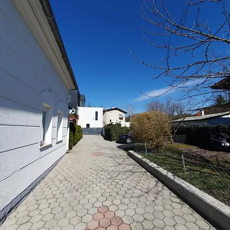 Charming Mila In Privat House With Free Parking *